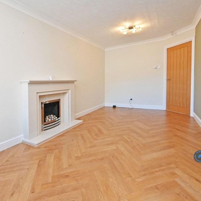 2 bedroom end of terrace house to rent - Photo 1