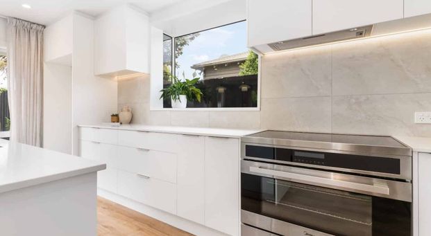 3 bedroom home - Photo 1