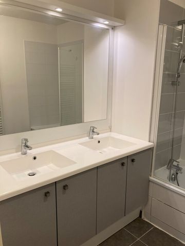 Location Appartement 3 pièces 59m² TOULOUSE 31200 - Photo 5