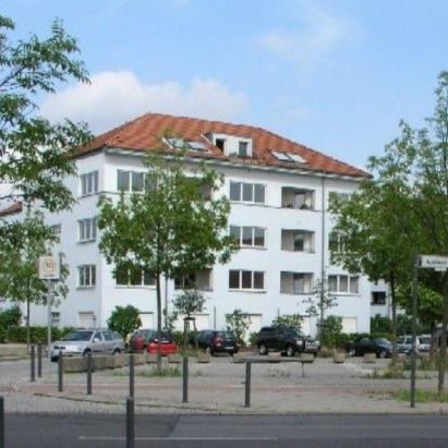 1-Zimmerwohnung mit 2 Loggien und Bad mit Fenster - perfekt für Singles! - Photo 2