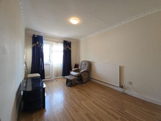Pentland Road, SL2, Slough - Photo 1
