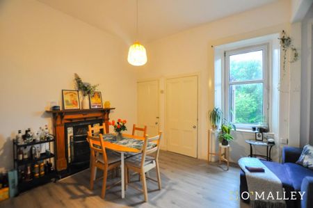 3 bedroom flat to rent - Photo 2