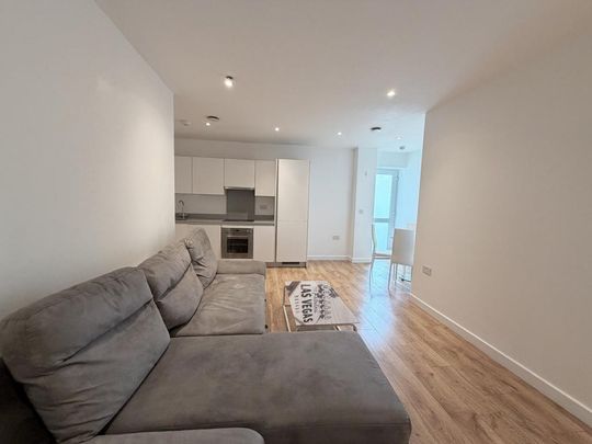 2 bedroom flat to rent - Photo 1