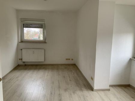 3-Zimmer-Wohnung in Bönen - Neues Laminat - offene Küche - Photo 5