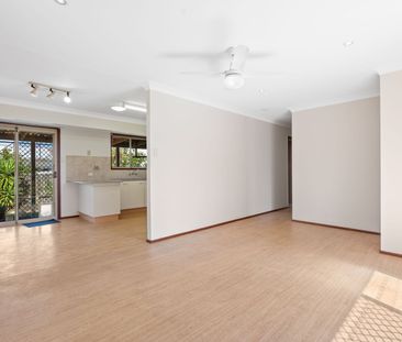 6/7 Lowmead Street, 4119, Underwood Qld - Photo 2