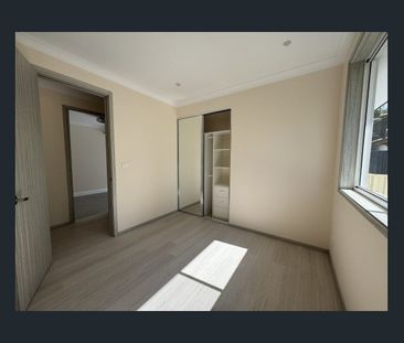 FOUR BEDROOM FAMILY HOME - Photo 2