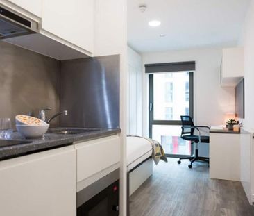 Studio to rent - Photo 5