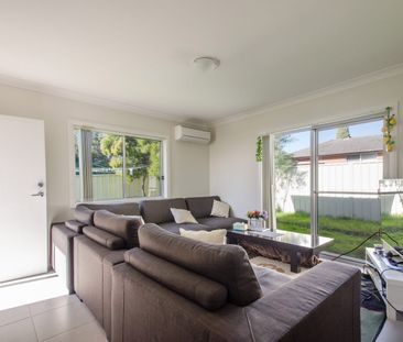 Tidy Granny Flat in a good location! - Photo 1