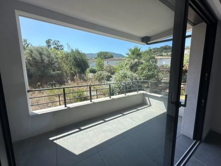 Location Appartement 2 pièces 45 m2 à Ajaccio - Photo 4