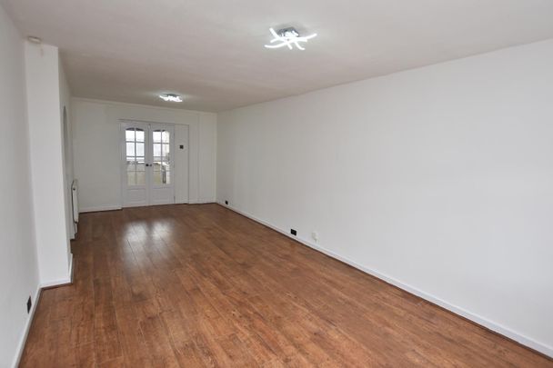 Wendover Rise, Allelsey Park, Coventry, CV5 - Available Mid August - Photo 1