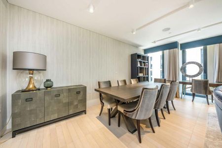 3 bedroom flat to rent - Photo 4