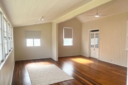 Charming Queenslander with Modern Upgrades and Ultimate Entertaining Space in Prime Location - Photo 2