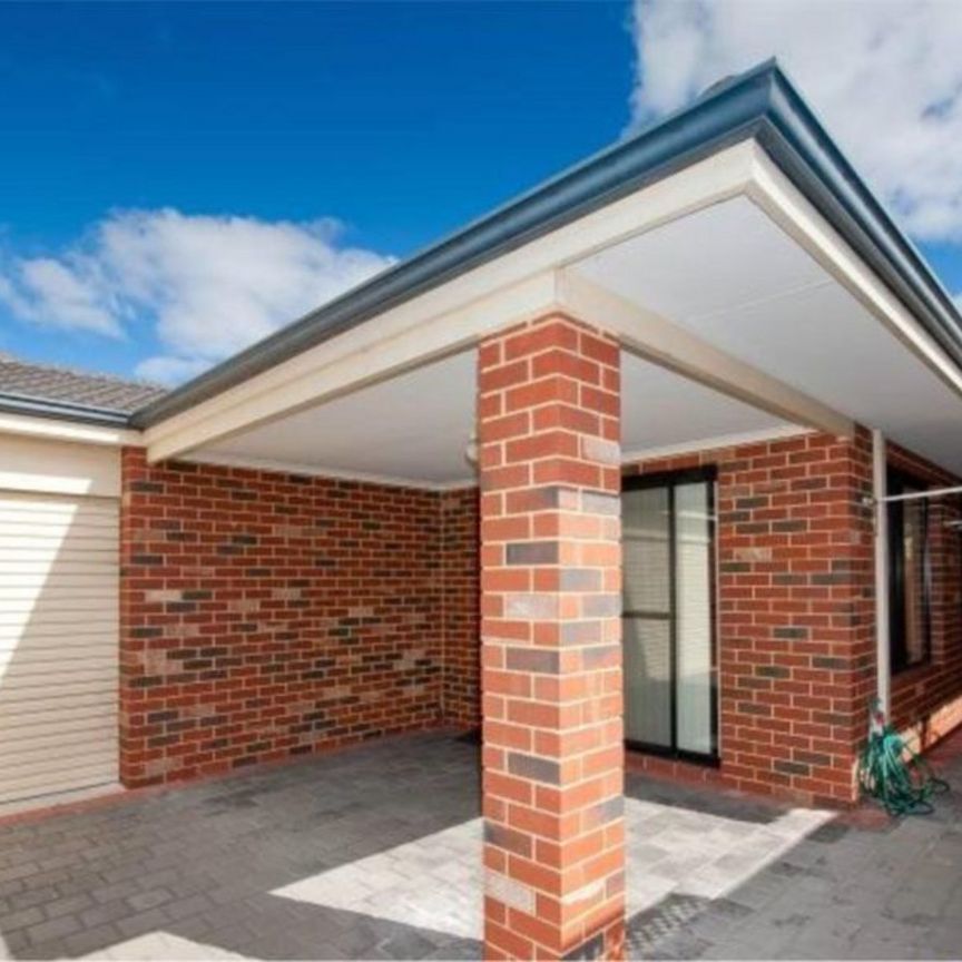 Private Home in Great Location - Photo 1