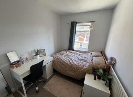 4 bedroom terraced house to rent - Photo 4