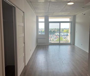 2 CH - 1 SDB - Terrebonne - $2,015 /mo - Photo 2