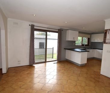 HOME IN QUIET COURT LOCATION - Photo 5