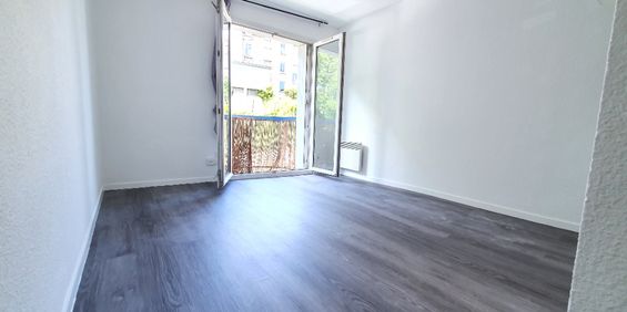 Location Appartement 1 pièce 17m² - Photo 3