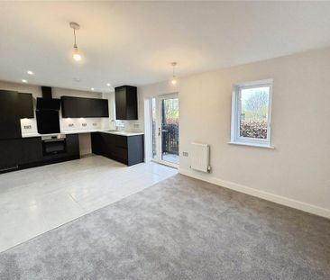 2 bedroom flat to rent - Photo 3