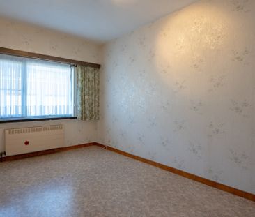 Verzorgd appartement op de gelijkvloerse verdieping met garagebox! - Foto 2