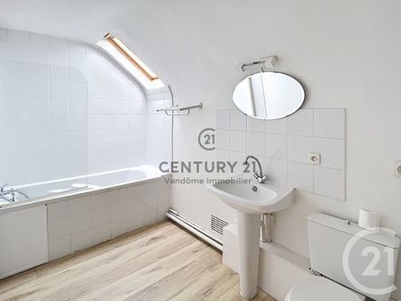 Location Appartement 2 pièces 31m² CREPY EN VALOIS 60800 - Photo 5