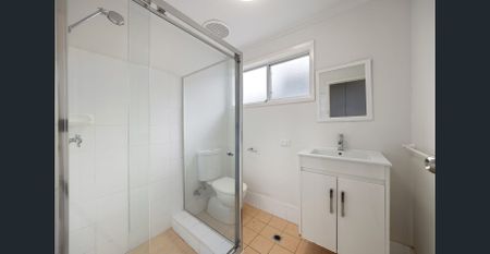 Large Family Home - Photo 5