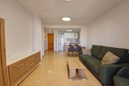 Alquiler de ático en Almoradí - Photo 2