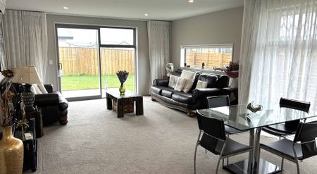 Four Bedroom Home - Photo 5