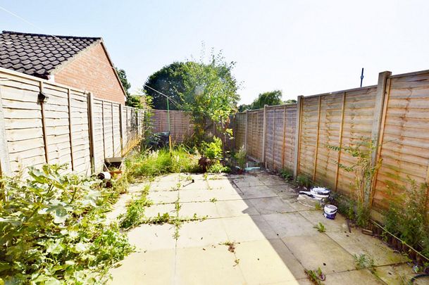 Sedley Close, Enfield, , EN1 4LQ - Photo 1