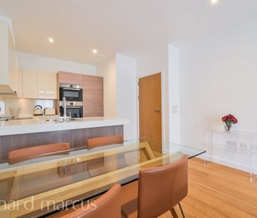 Bromyard Avenue, LONDON - Photo 5