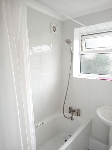 Swinburne Road, Wellingborough - Photo 5