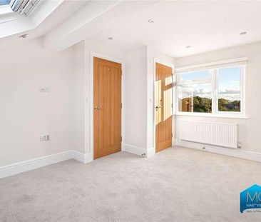 Hyde Park Avenue, London, N21 - Photo 2