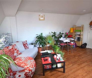 Crouch End Hill, Crouch End, London, N8 - Photo 2