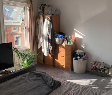 3 Bed Terraced House, Blenheim Road, RG1 - Photo 6