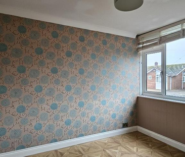 2 bedroom semi-detached bungalow to rent - Photo 1