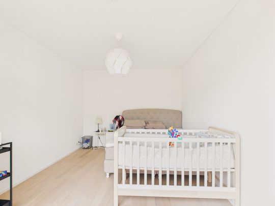 Einzigartige 2.5-Zimmer-Wohnung in Zürich mit Balkon und Garage - Photo 1