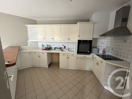 Location Appartement 4 pièces 88m² BEUZEVILLE 27210 - Photo 5