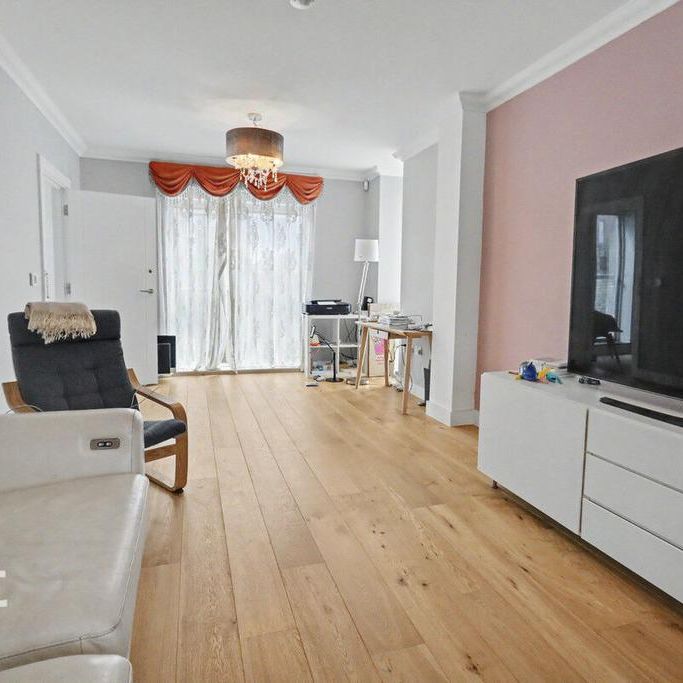 5 bedroom end of terrace house to rent - Photo 1