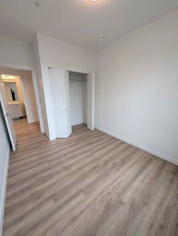 Gardner Living Apartments & Townhomes — 2 Bed - B1 Plan - Photo 3