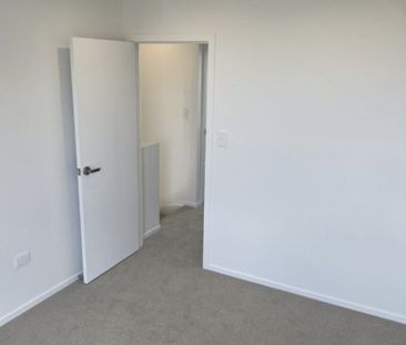 127 Luke Street, Otahuhu - Photo 4