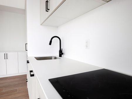 For Lease - 88 Queen Street Unit# 5710, Toronto, Ontario - Photo 4