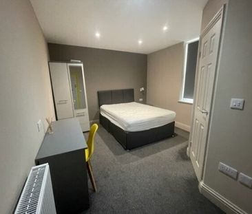 Foster Street, LN5 7QE, Property for rent - Photo 2