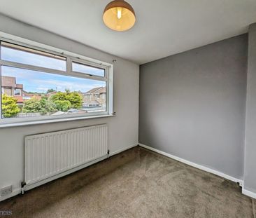 2 bedroom House To Let Total Size: 527 SQ FT - Photo 3