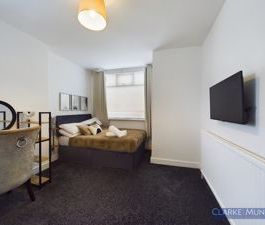 Chipchase Road, Middlesbrough - Photo 2