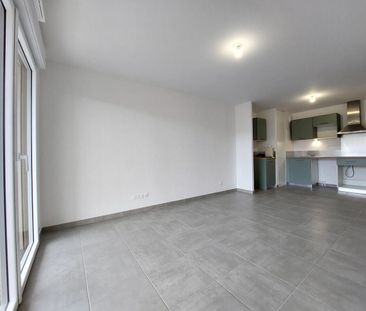 location Appartement T2 DE 45.43m² À HONFLEUR - Photo 2