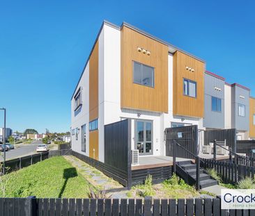 Stylish 3-bedroom, 2-bathroom home - Photo 3