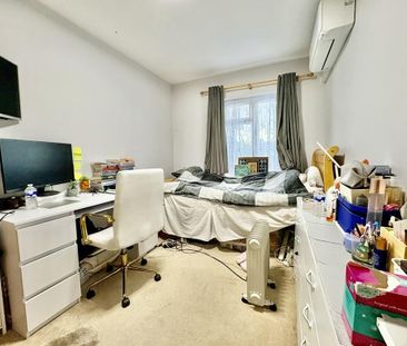 5 bedroom semi-detached house to rent - Photo 4