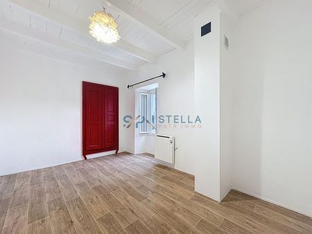 Maison en pierre rénovée 4 Chambres 111 m2, - Photo 2