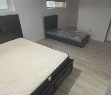 For Lease - 29 Penzance Drive, Toronto, Ontario - Photo 2