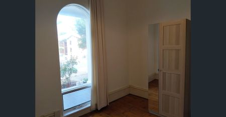 CHARACTER HOME IN PRIME BEACHFRONT LOCATION - Photo 4