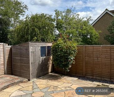 3 bedroom maisonette to rent - Photo 1